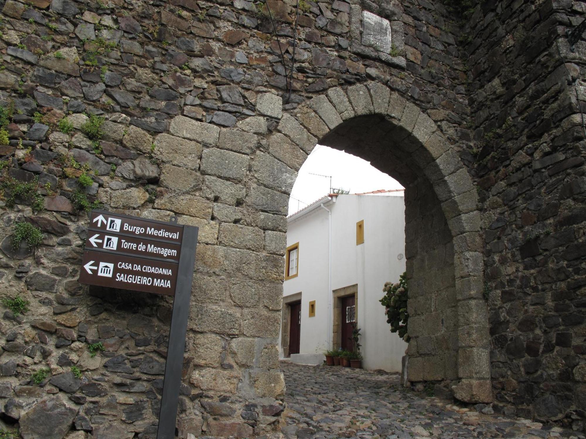 Casa Do Castelo - Coroa Apartment Castelo de Vide Luaran gambar